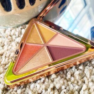 🦋 LYS BEAUTY Love Yourself Eyeshadow Palette in Empowered